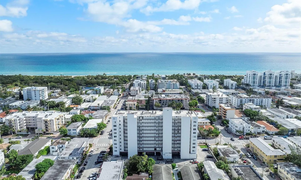 7850 Byron Ave # 207, Miami Beach FL 33141