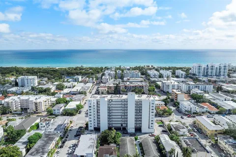 7850 Byron Ave # 207, Miami Beach FL 33141