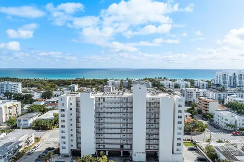 7850 Byron Ave # 207, Miami Beach FL 33141