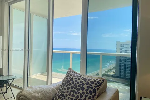 1830 S Ocean Dr # 1905, Hallandale Beach FL 33009