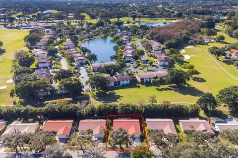 8832 E Escondido Way E, Boca Raton FL 33433