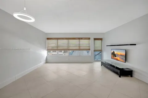 3700 Galt Ocean Dr # 303, Fort Lauderdale FL 33308