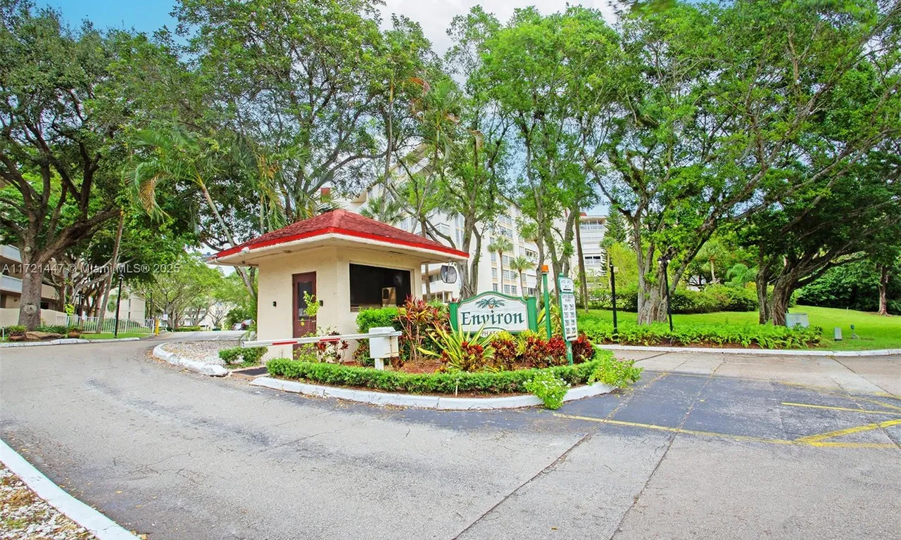 6911 Environ Blvd # 5L, Lauderhill FL 33319