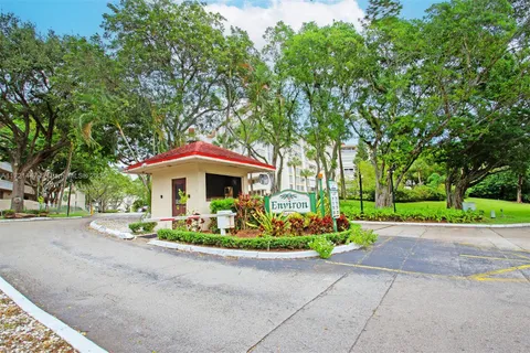 6911 Environ Blvd # 5L, Lauderhill FL 33319