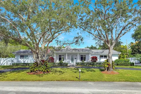 8195 SW 151st St, Palmetto Bay FL 33158