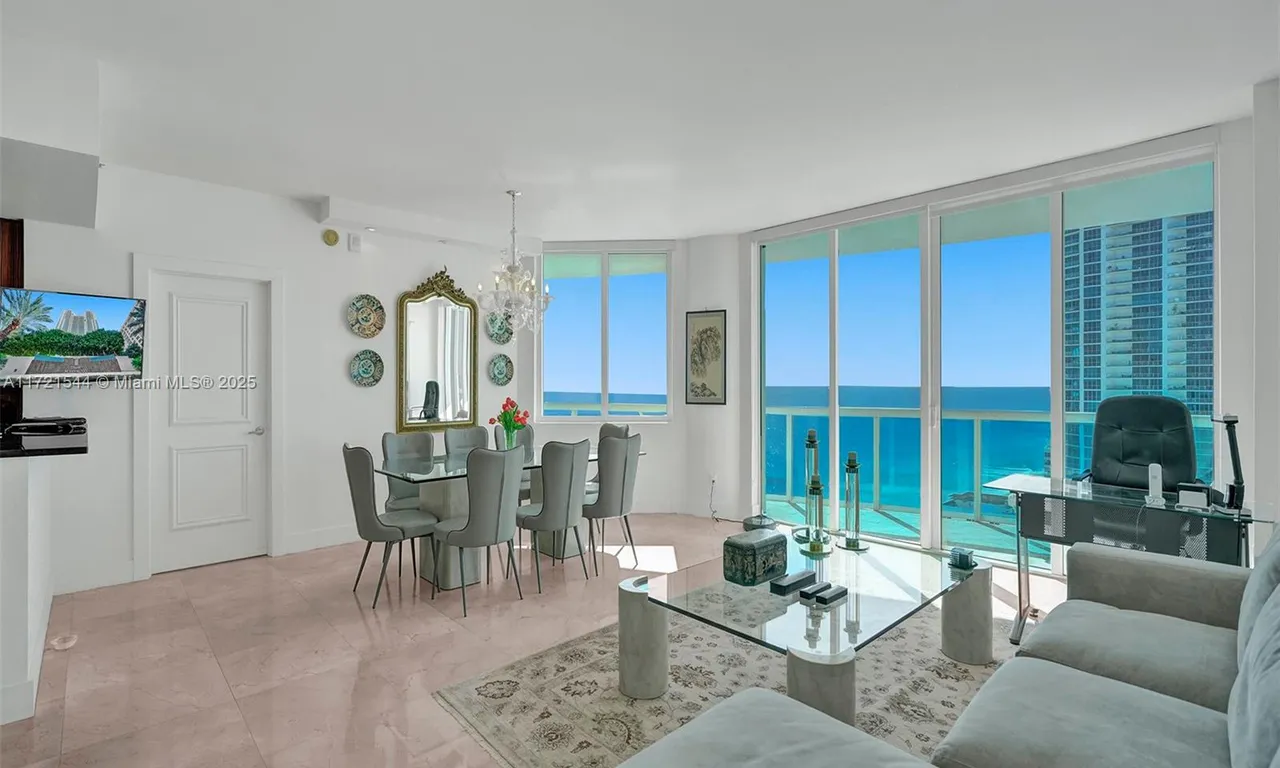 2711 S Ocean Dr # 2306, Hollywood FL 33019