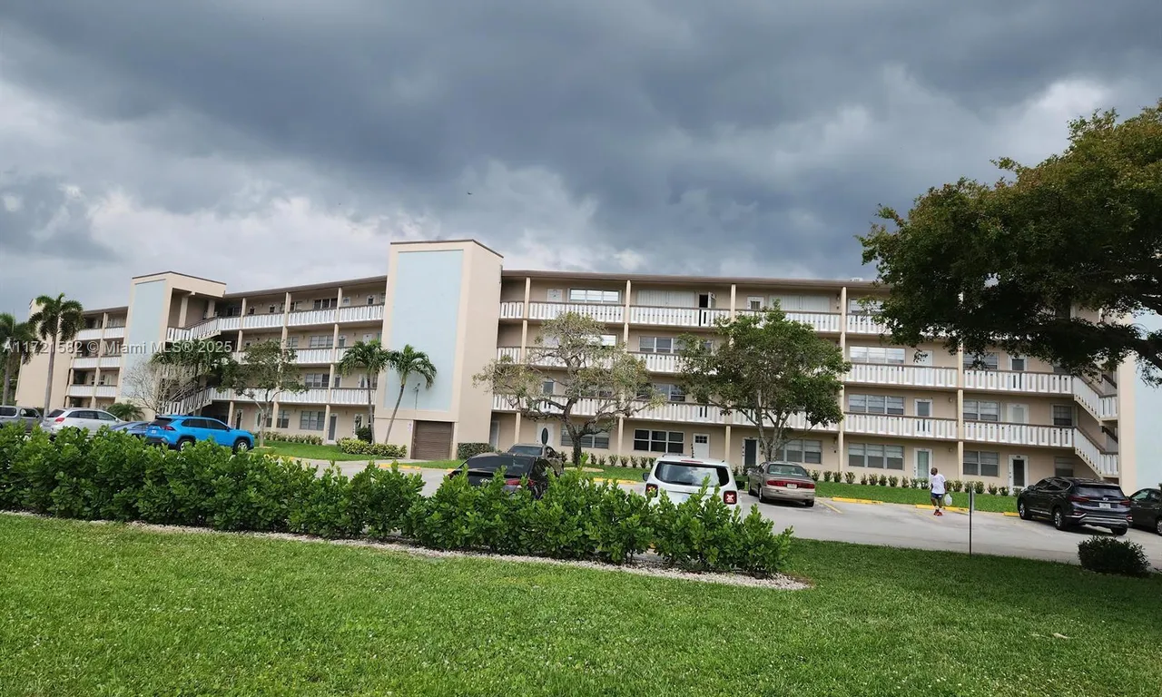 209 Southampton A # 209, West Palm Beach FL 33417