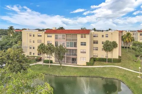 1810 SW 81st Ave # 2102, North Lauderdale FL 33068