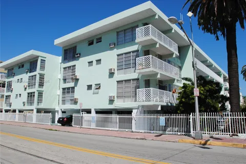 1400 Pennsylvania Ave # 16, Miami Beach FL 33139