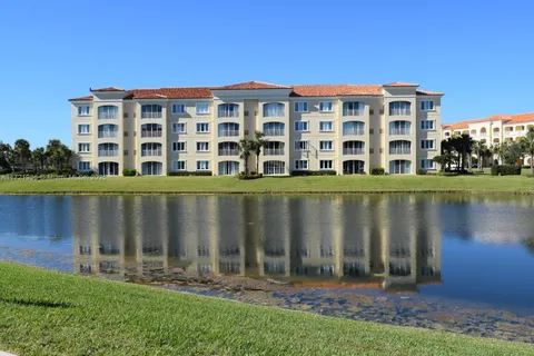 37 E Harbour Isle Dr E # 206, Fort Pierce FL 34949