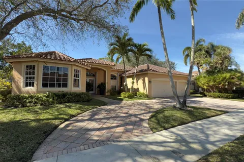 2531 Eagle Run Dr, Weston FL 33327