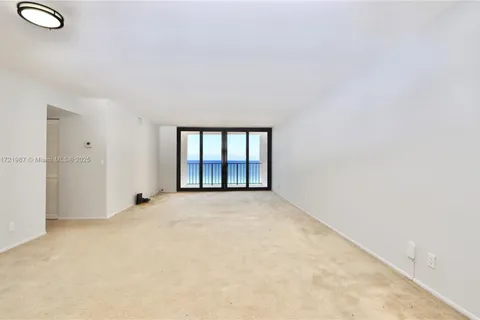 2401 S Ocean Dr # 1003, Hollywood FL 33019