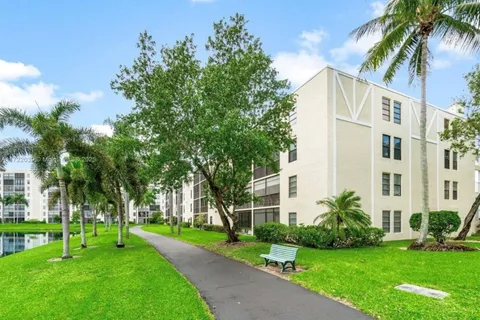 7270 Ashford Pl # 204, Delray Beach FL 33446