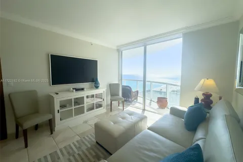 6365 Collins Ave # 1506, Miami Beach FL 33141
