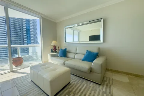 6365 Collins Ave # 1506, Miami Beach FL 33141