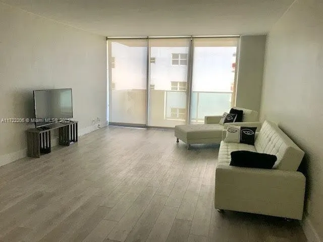 1200 West Ave # 1018, Miami Beach FL 33139