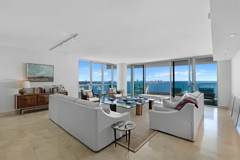 1331 Brickell Bay Dr # 3901, Miami FL 33131