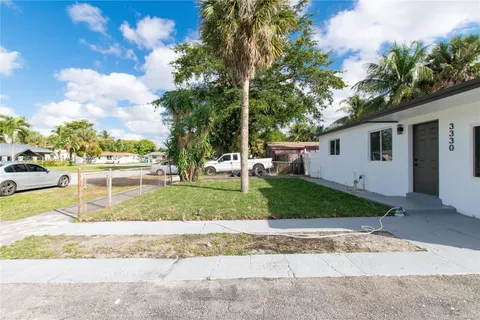 3330 NW 8th Pl, Lauderhill FL 33311