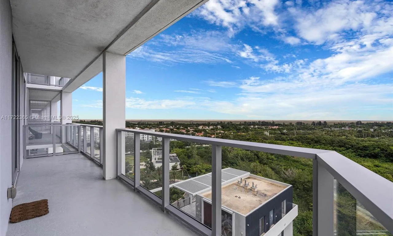 2000 Metropica Way # 1110, Sunrise FL 33323