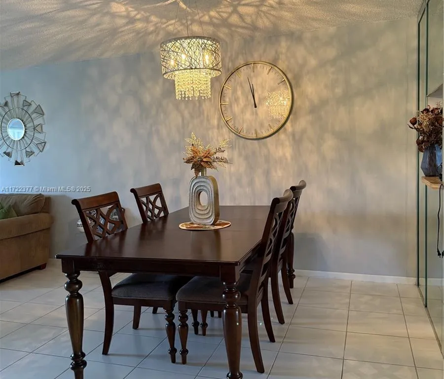 9020 Sunrise Lakes Blvd # 304, Sunrise FL 33322