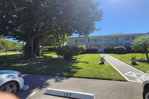 198 Tilford J # 198, Deerfield Beach FL 33442