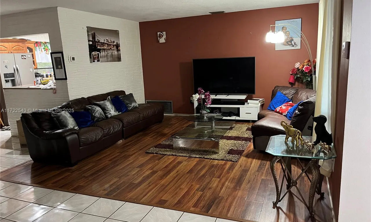 7824 Dilido Blvd, Miramar FL 33023