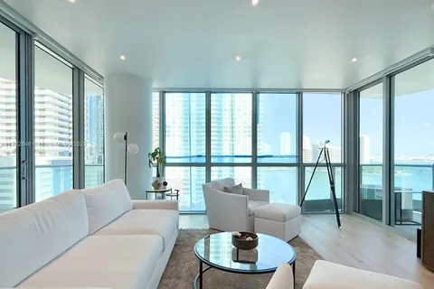 1331 Brickell Bay Dr # 1102, Miami FL 33131