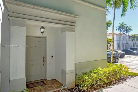 15507 SW 39TH ST # 319, Miramar FL 33027-4800