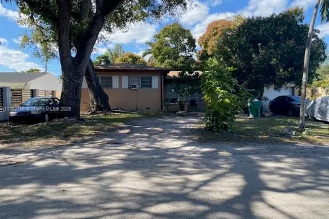 14710 NE 5 CT, Miami FL 33161