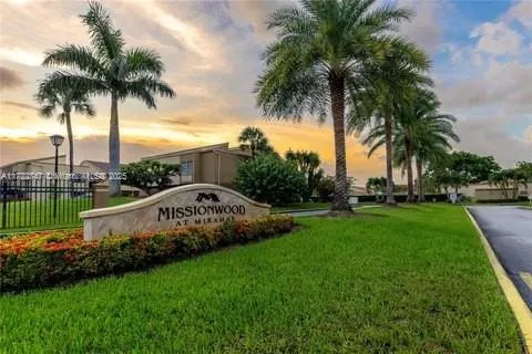 2926 E Missionwood Ln # 47, Miramar FL 33025