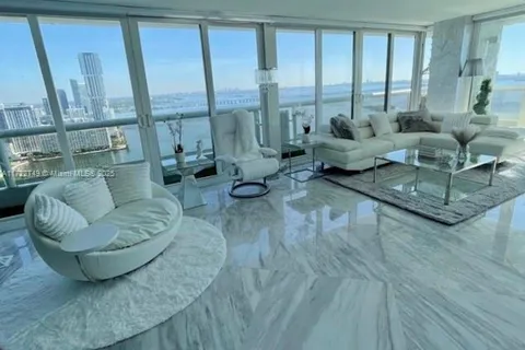 1717 N Bayshore Dr # 3934, Miami FL 33132