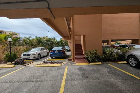 1800 W 54th St # 108, Hialeah FL 33012