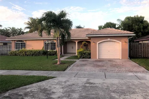 15253 SW 170th Ter, Miami FL 33187