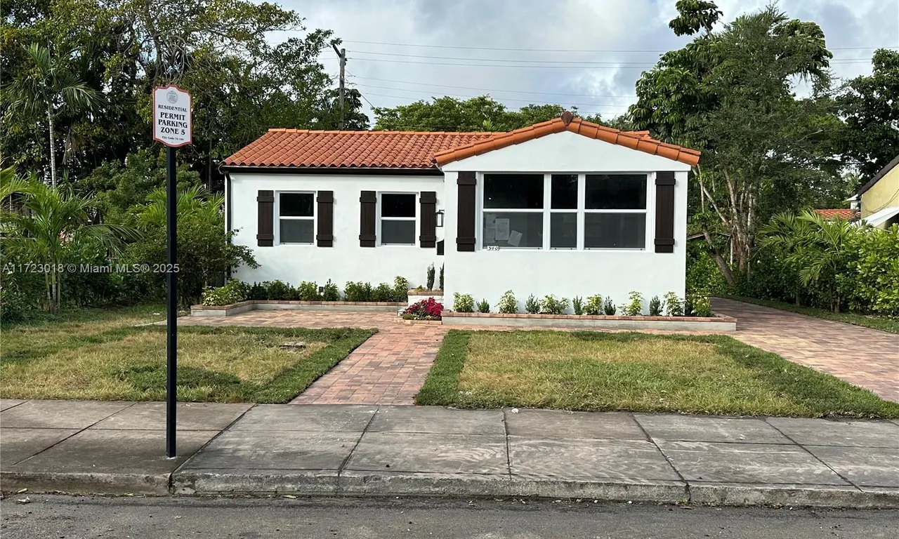 510 Boabadilla St, Coral Gables FL 33134
