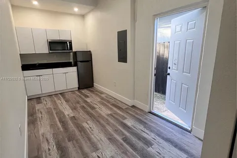 1031 NE 17th Ter # 0, Homestead FL 33033