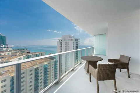 4111 S Ocean Dr # 2108, Hollywood FL 33019