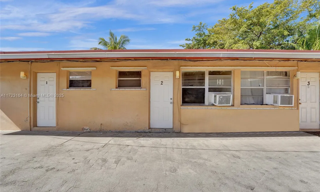 5797 Flagler St # 2, Hollywood FL 33023