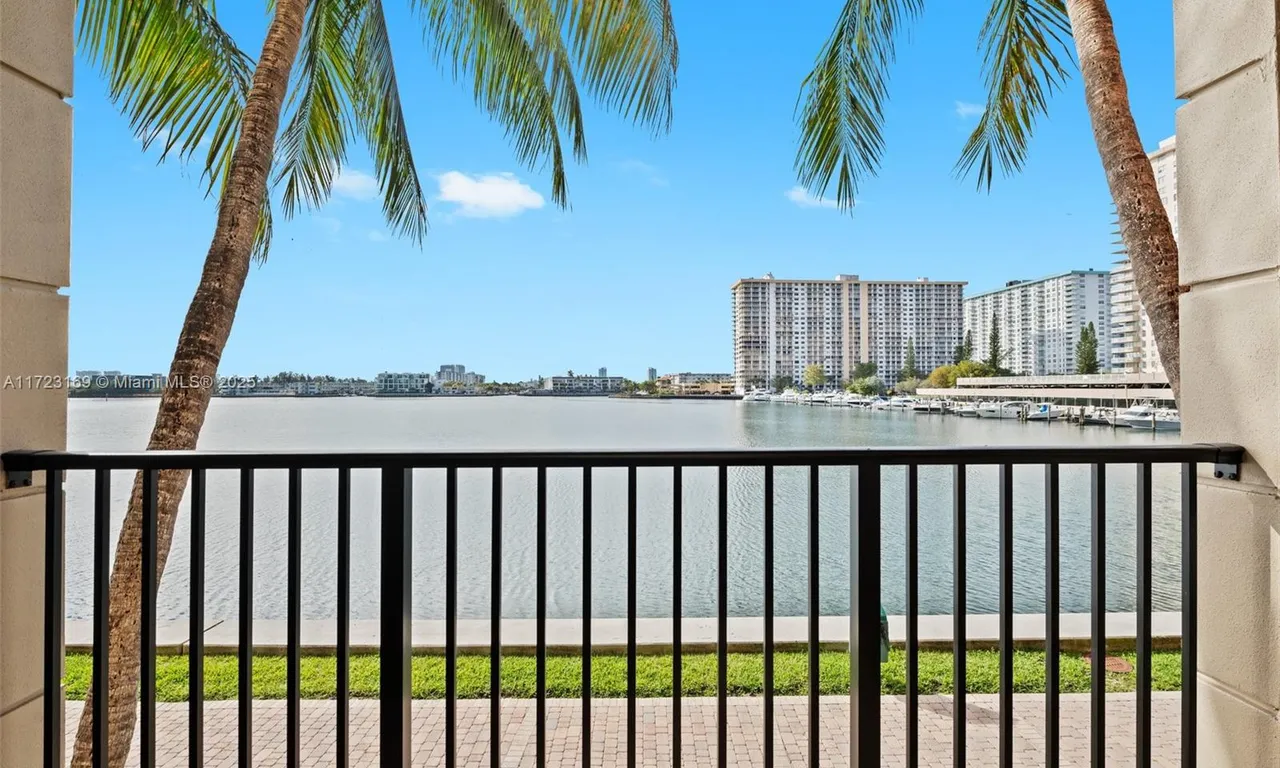 17150 N Bay Rd # 2205, Sunny Isles Beach FL 33160