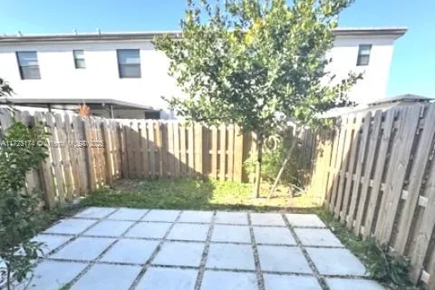 12977 SW 233rd Ter # 12977, Miami FL 33170