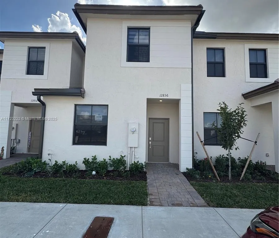 12836 SW 232nd Ter # 12836, Miami FL 33032