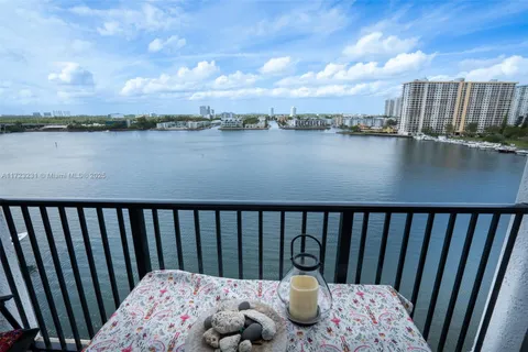 17100 N Bay Rd # 1904, Sunny Isles Beach FL 33160