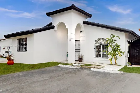 7001 W 35th Ave # 171, Hialeah FL 33018