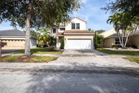 177 E Bayridge Dr, Weston FL 33326