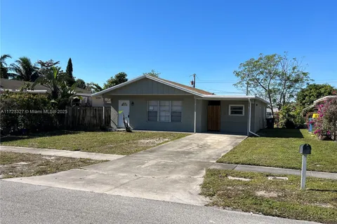 217 Fleming Ave, Green Acres FL 33463