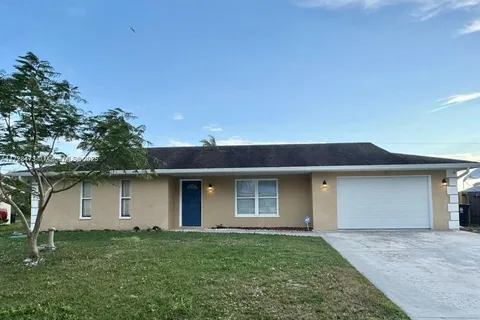 150 SE Duval Ave, Port St. Lucie FL 34983