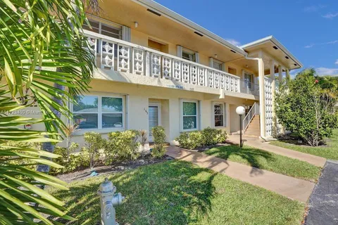 1450 NW 18th Ave # 203, Delray Beach FL 33445