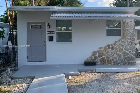2475 NE 136th Ter, North Miami Beach FL 33181