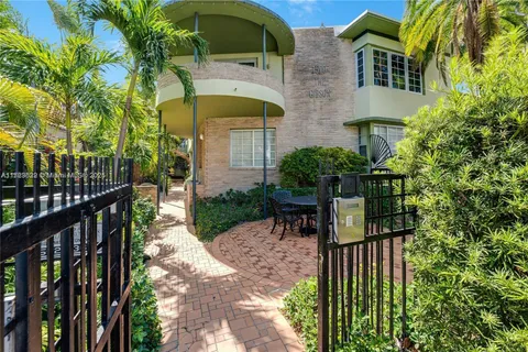 1520 Euclid Ave # 8, Miami Beach FL 33139