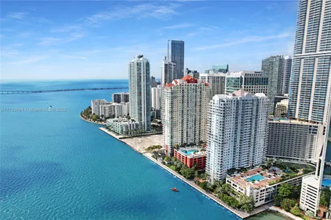 1155 Brickell Bay Dr # 704, Miami FL 33131