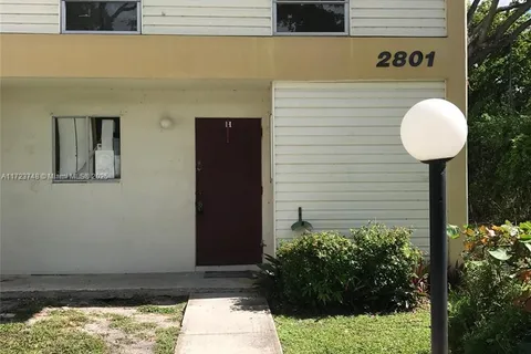 2801 N 34th Ave # 16H, Hollywood FL 33021